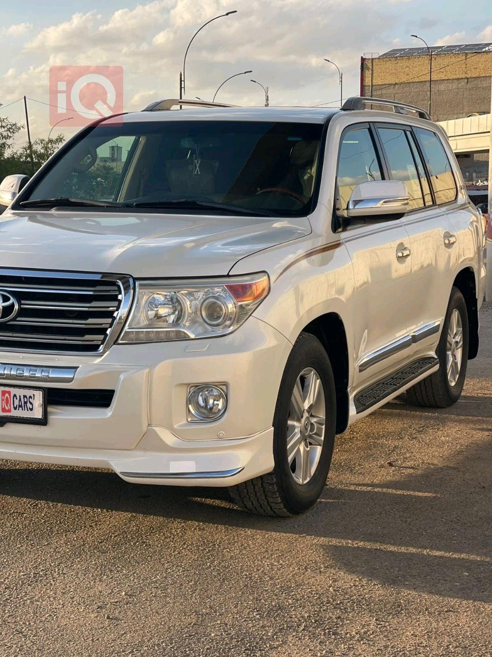 تويوتا لاندكروزر